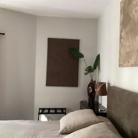 Central Et Confortable Apartment *